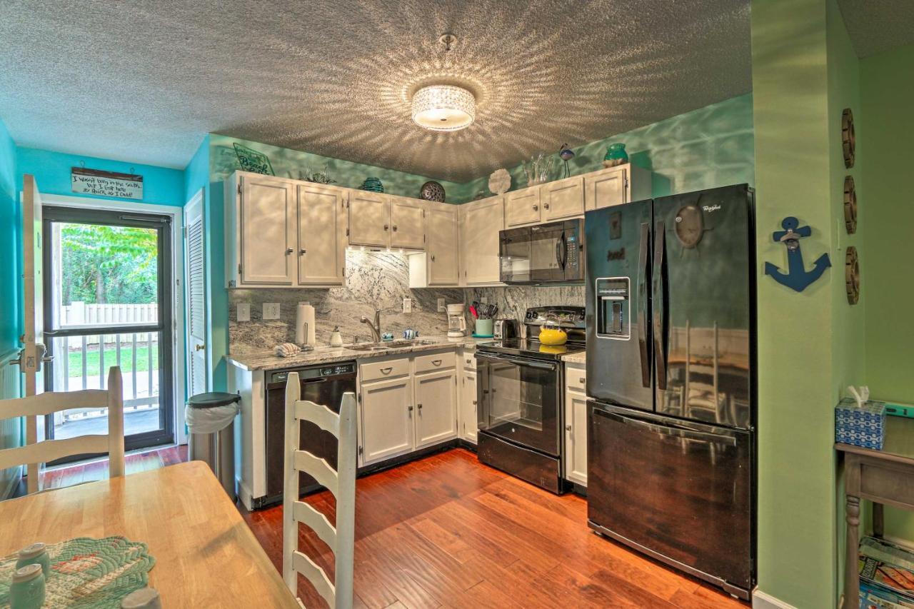 Colorful Hilton Head Condo With Beach And Pool Access! Hilton Head Island Bagian luar foto